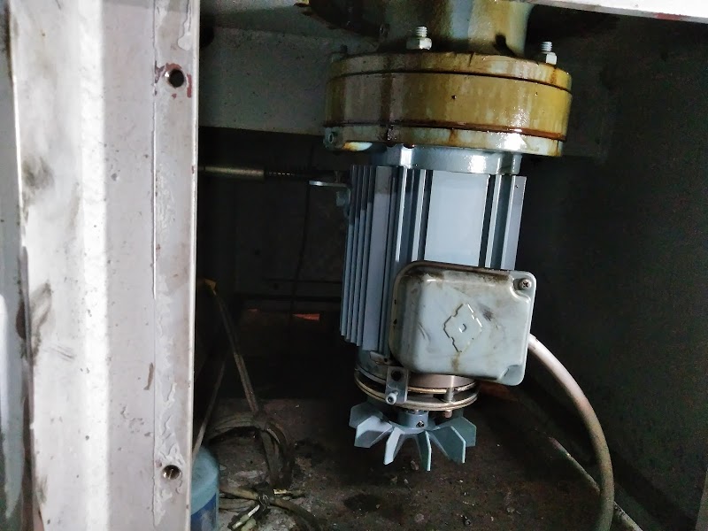 地下ピット多段式パズルの駆動チェーン及び昇降チェーン交換工事_copy