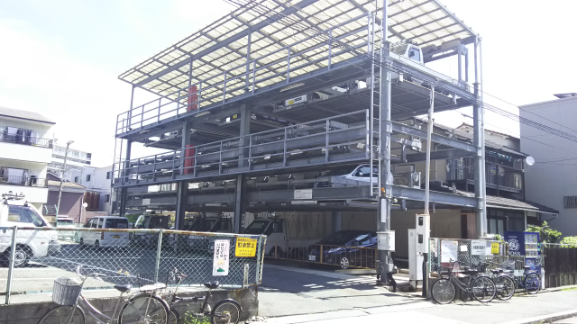 多段式、パズル式立体駐車場